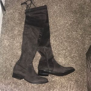 Brand new. Tags on boots